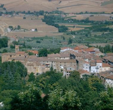 Una veduta panoramica di Chianni       