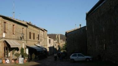 <b>SOVANA </b>il centro storico
