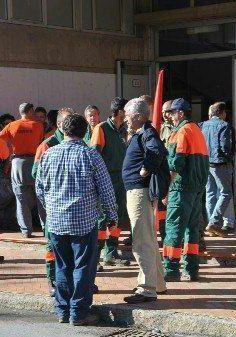 Un presidio di protesta dei dipendenti dellUnione 