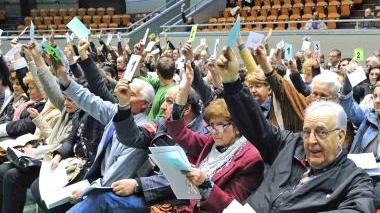 La votazione durante l’ultima assemblea dei soci Aias