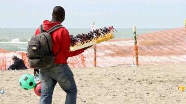 <b>CONTROLLI </b>Lungo la spiaggia di Follonica