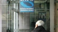 In attesa all’Inps provinciale