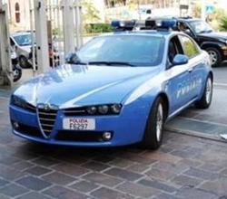 Sparisce con 50 euro, acciuffato da un passante
