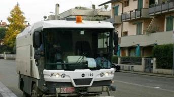 La spazzatrice meccanica