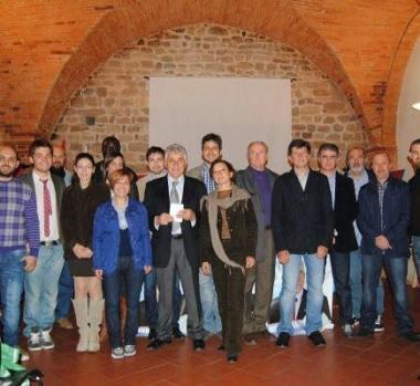 Mario Sarti con i candidati al consiglio comunale di Altopascio 