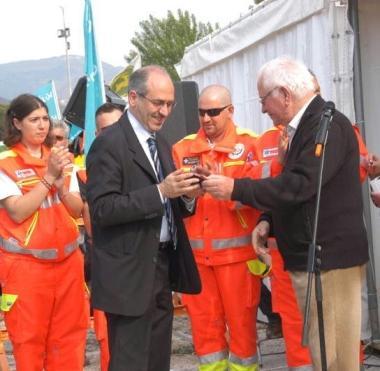 Due momenti dellinaugurazione dellAgrifiera 2011 a Pontasserchio 
