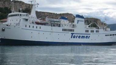 Un traghetto della flotta Toremar