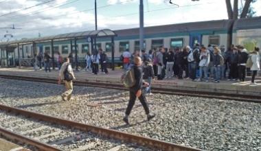 Marciapiedi e percorsi pedonali dalla stazione di Pescia ad Alberghi