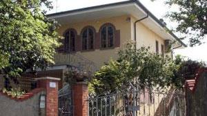 «Villa comprata coi soldi delle armi» Sequestrati case e un bar a Quiesa