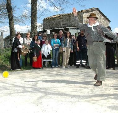Pasquetta con la ruzzola A Petricci di Semproniano la gioia di un gioco antico