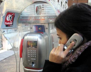 Via le cabine Telecom che cadono a pezzi