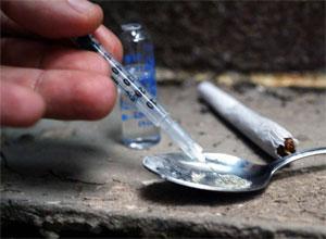 Spaccia droga dal terrazzo, arrestato nel giorno del ventunesimo compleanno