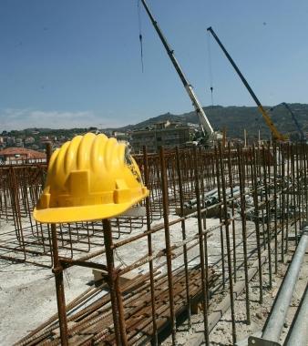 Un cantiere: le aziende artigiane dell’edilizia sono in un momento di difficoltà