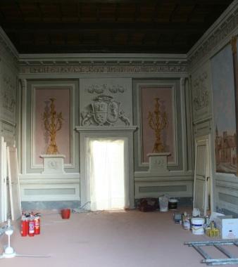 Una delle sale di villa Dal Borgo a Palaia  