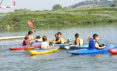 Invito a tutte le scuole per provare con la canoa