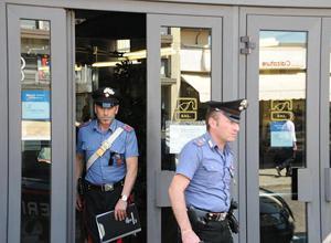 Rapinatore solitario colpisce una banca a S. Anna