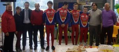 La squadra dellUc Rosignano Colognole di ciclismo    