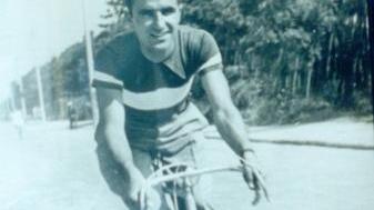 Cesare Del Cancia in una foto di quando era nel pieno della sua attività agonistica Ha vinto anche una Milano Sanremo