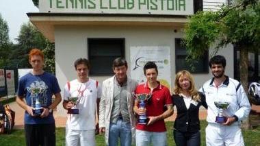 I vincitori del torneo Open maschile al Tc Cotti