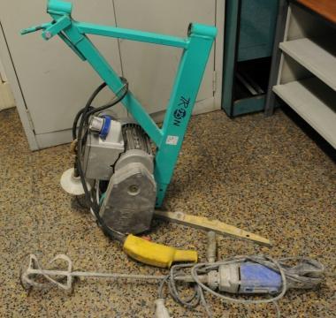 Arnesi da lavoro trovati sulle Mura da una volante