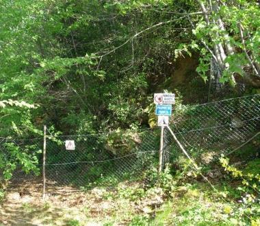 <b>DIVIETO DI ACCESSO </b>La strada vicinale chiusa 