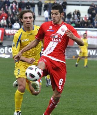<b>MARCO CRIMI </b>centrocampista ex Bari    