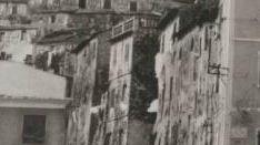 Un’immagine storica della piazza di Rio Elba