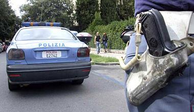 Nomadi derubano anziana, fermata una sedicenne
