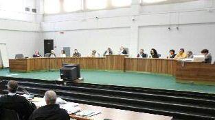 Interno di un’aula di tribunale
