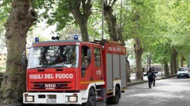 I vigili del fuoco intervenuti in viale Garibaldi