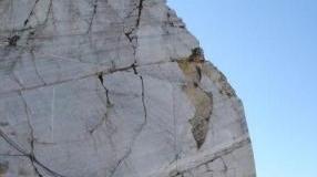 Le cave di marmo dell’Alta Versilia Al centro di un contenzioso le cave Tavolini della coop Condomini di Levigliani