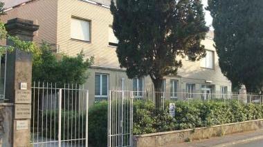 Il distretto Asl in via del Mare preso di mira