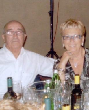 Nozze d'oro per Piero e Carla. Felici di festeggiare con voi il vostro anniversario. Il ...