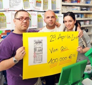 Centomila euro col Gratta e vinci in largo Calamandrei