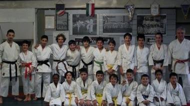 <b>ATHLETIC CLUB.</b> La squadra di karate della società di via Marradi che ha gareggiato a Firenze