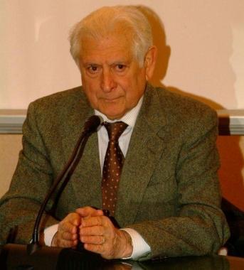 MENTRE SI LITIGA LA CITTÀ AFFONDA