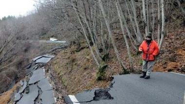 Zeri protesta per la strada interrotta