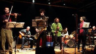 Note afro-jazz con la band "Dinamitri"