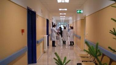 «L'Asl non risparmia sui dirigenti»