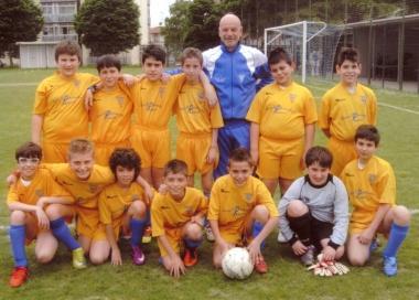 Gli Esordienti C, classe 2000, dello Sporting Chiesanuova 