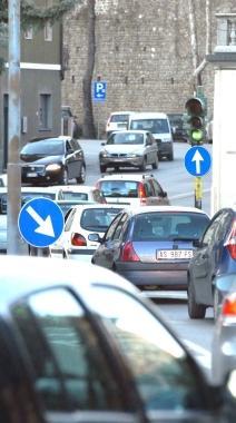 Sempre più caro spostarsi in auto o con altri mezzi di trasporto