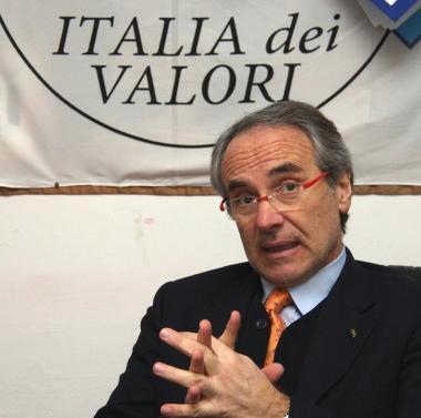 Il deputato dellIdv Fabio Evangelisti 
