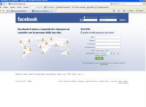 Molestie a sfondo sessuale via sms e Facebook, denunciato