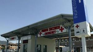 Gravissima donna medico nello scontro tra tre auto