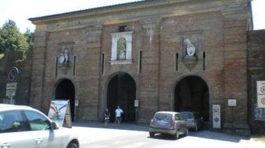 Porta Santa Maria