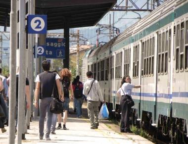 TRENI IN PARTENZA