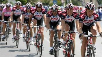 Ciclisti impegnati nel Giro