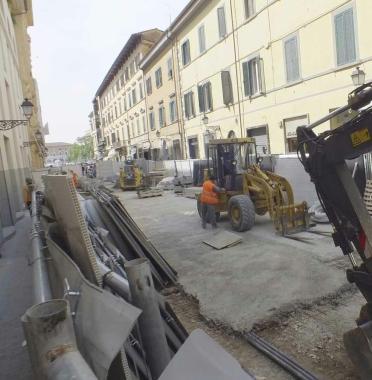 Il cantiere in corso Italia, a destra via del Cottolengo