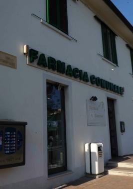 La farmacia comunale di Cenaia 