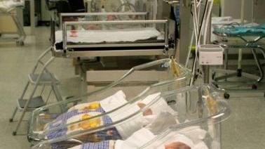 La nursery del reparto di maternità